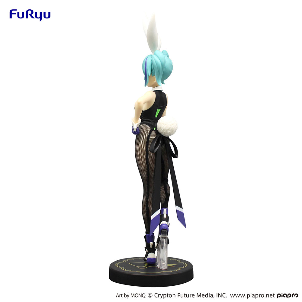 Hatsune Miku BiCute Bunnies Figure -Street Violet Color ver.- | Ultra Tokyo  Connection